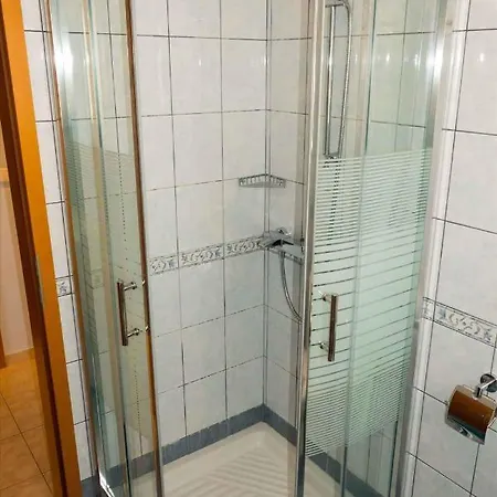 Apartment 10