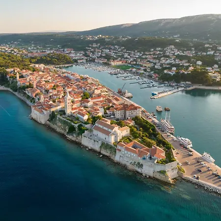 10 Apartament Banjol